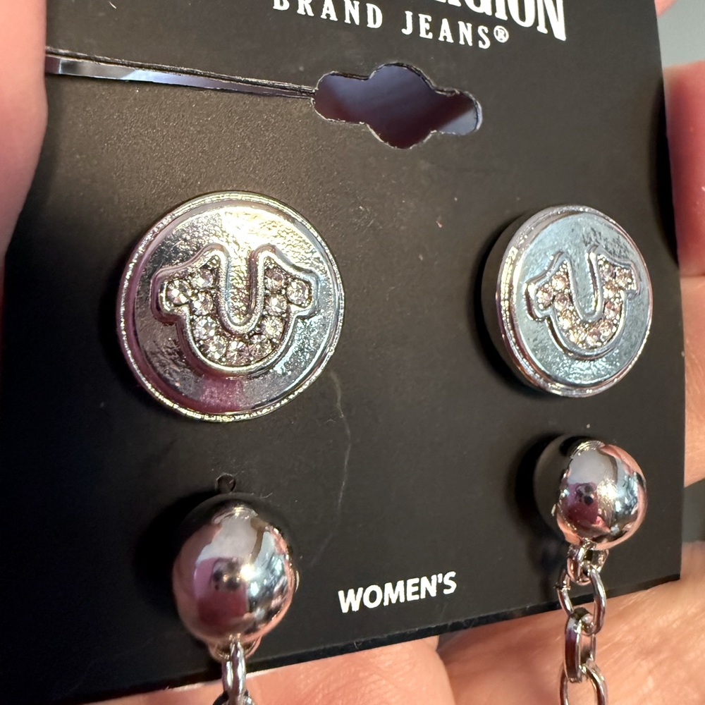 True Religion NWT Black Crossbody Silver Details Denim Strap & Earrings (P132) - Picture 9 of 15